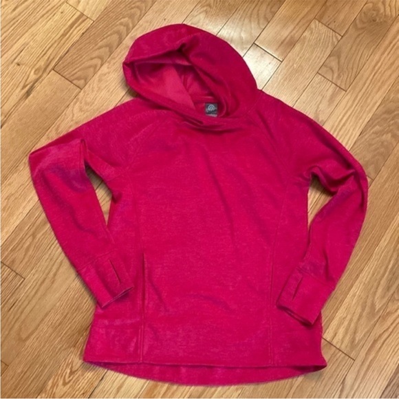 Champion Tops - 3/$20✨Champion Women's Vibrant Red Hoodie